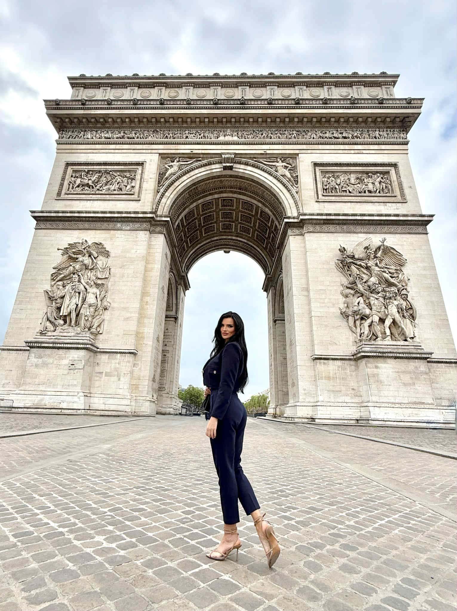 triumph arch in Paris, France