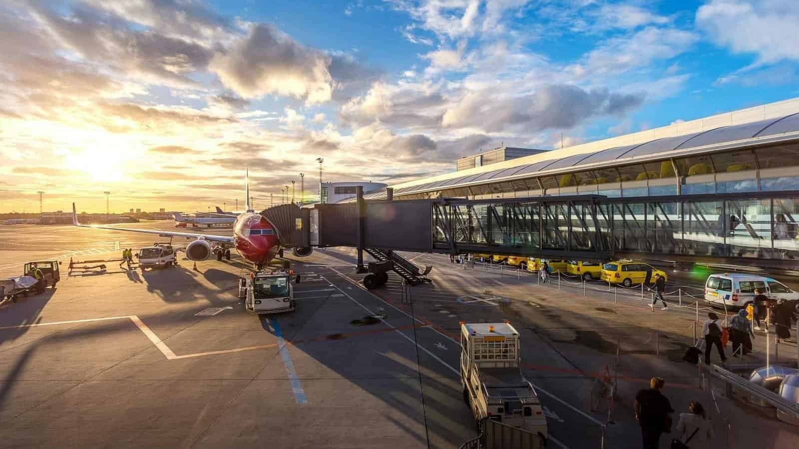 How to Find Cheap Flights in 2025: Expert Strategies That Save Hundreds